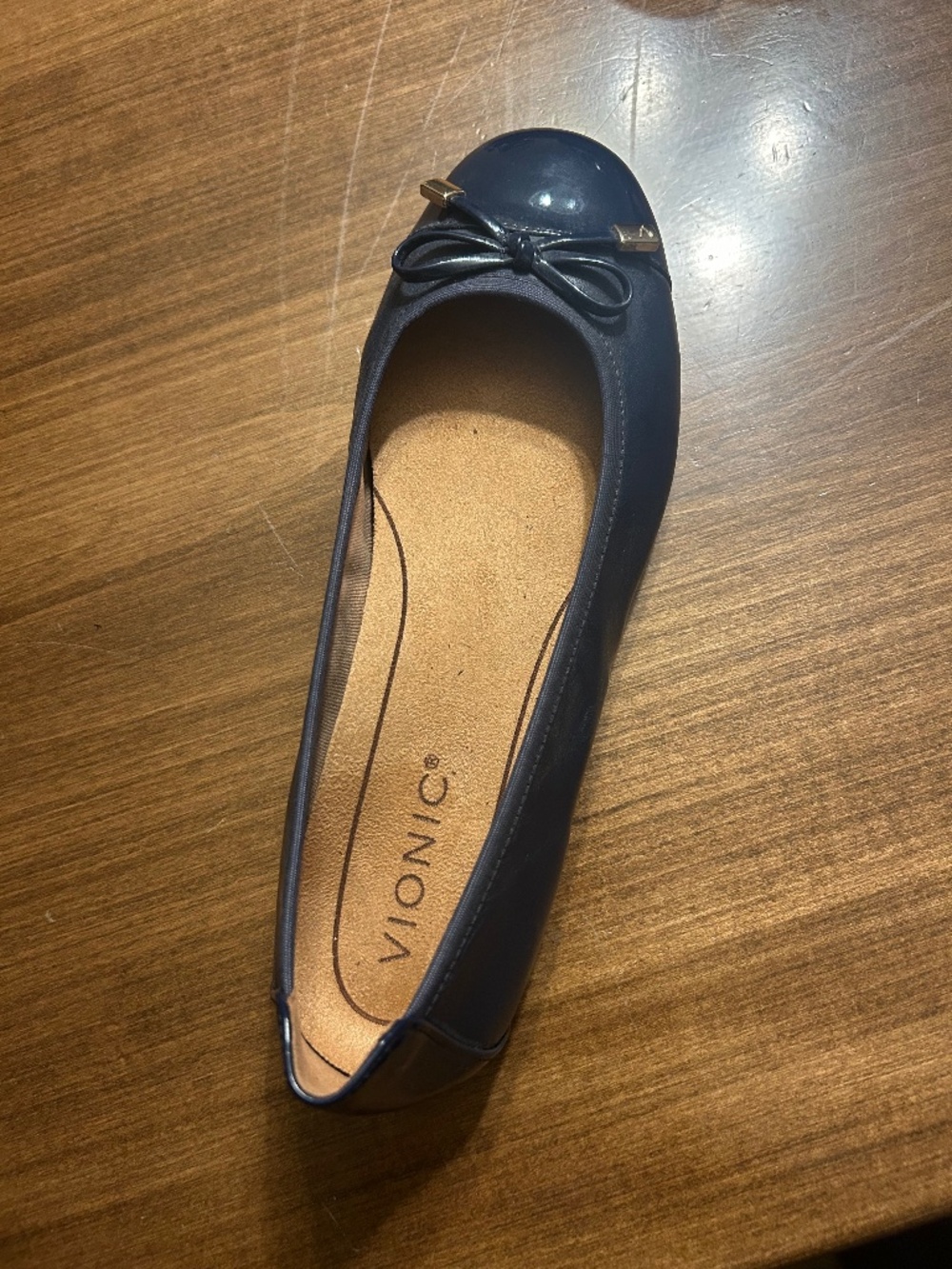 Vionic flats - Picture 1 of 5